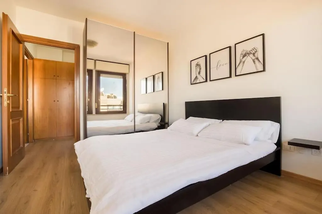 Penthouse Rome- 5 Stars Elegant Apartment 0*, Rom